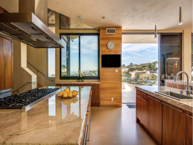 Los Angeles Home 946274